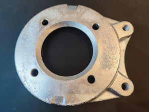Austin Healey 3000 Adapterplatte an Achsschenkel vorne - Black Forest Oldtimers
