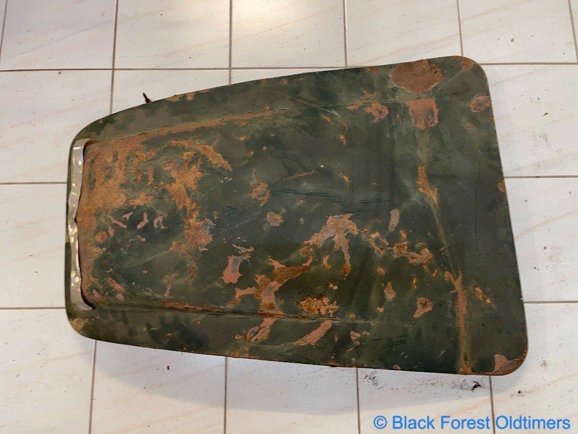 Austin Healey 3000 Motorhaube - Black Forest Oldtimers