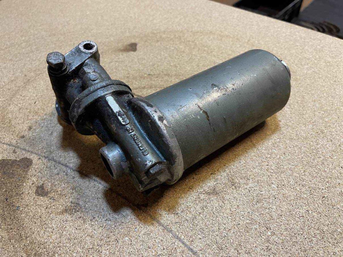 Austin Healey 3000 Ölfilter Gehäuse - Black Forest Oldtimers