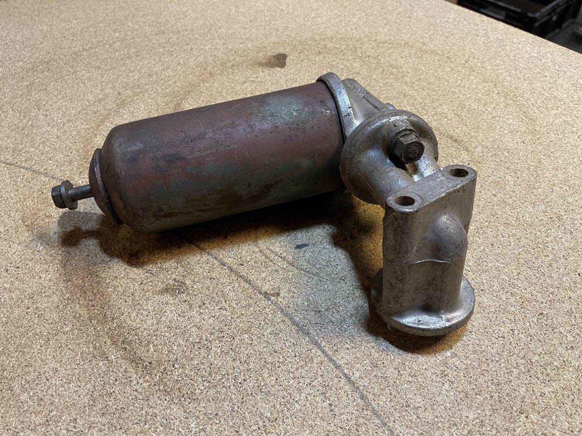 Austin Healey 3000 Ölfiltergehäuse - Black Forest Oldtimers