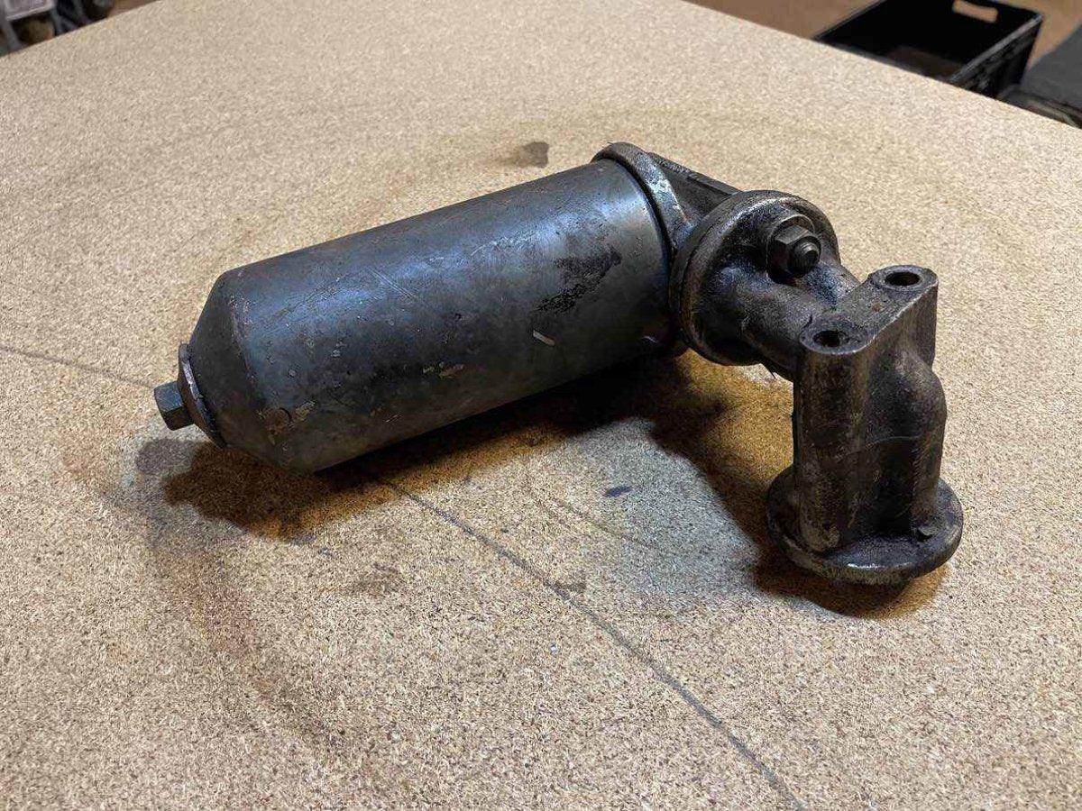 Austin Healey 3000 Ölfiltergehäuse - Black Forest Oldtimers