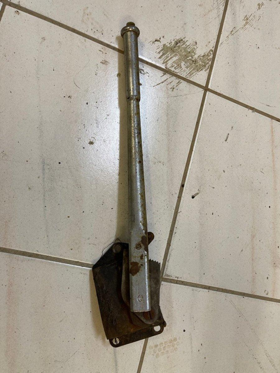 Austin Healey Sprite Handbremshebel - Black Forest Oldtimers