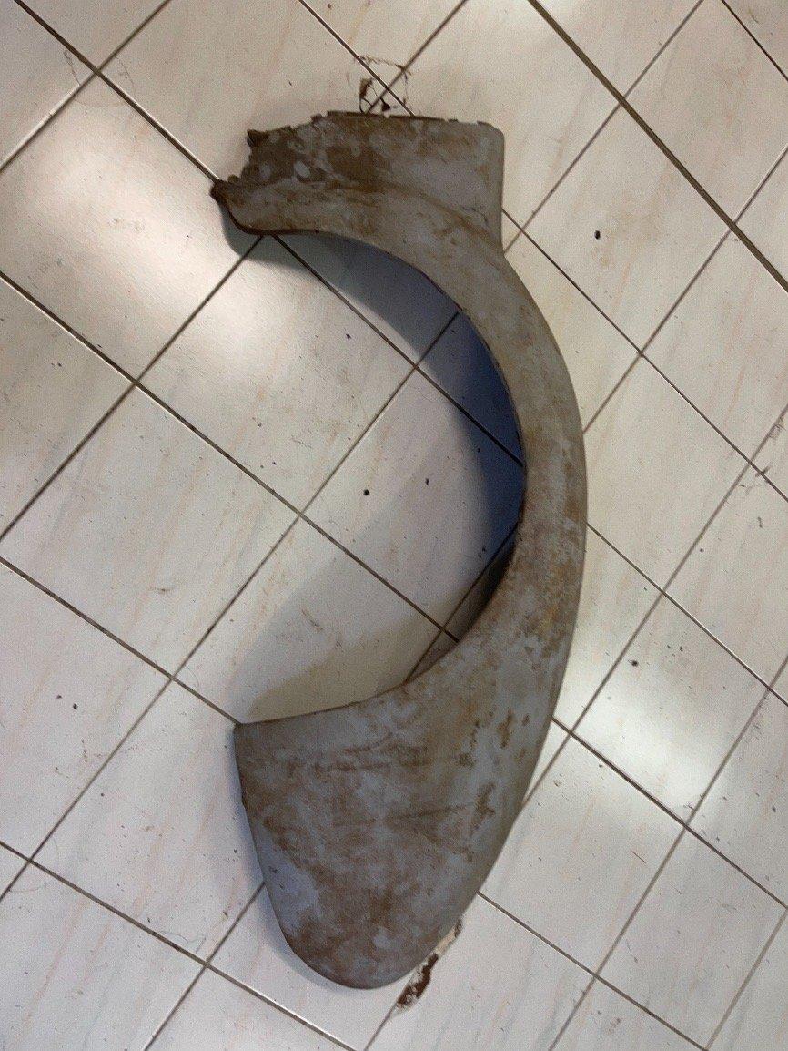 MG MGA Kotflügel hinten links - Black Forest Oldtimers