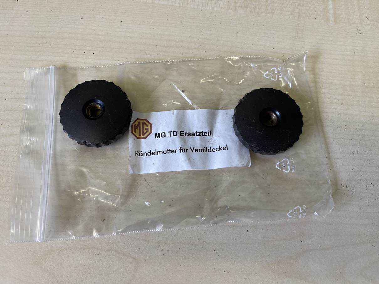 MG TD Bakelite Rändelmutter Ventildeckel (2 Stück) - Black Forest Oldtimers