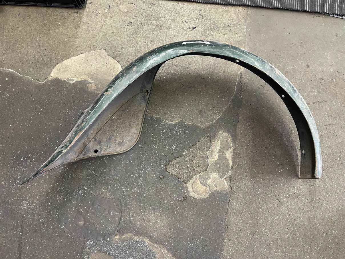 MG TD Kotflügel hinten rechts - Black Forest Oldtimers