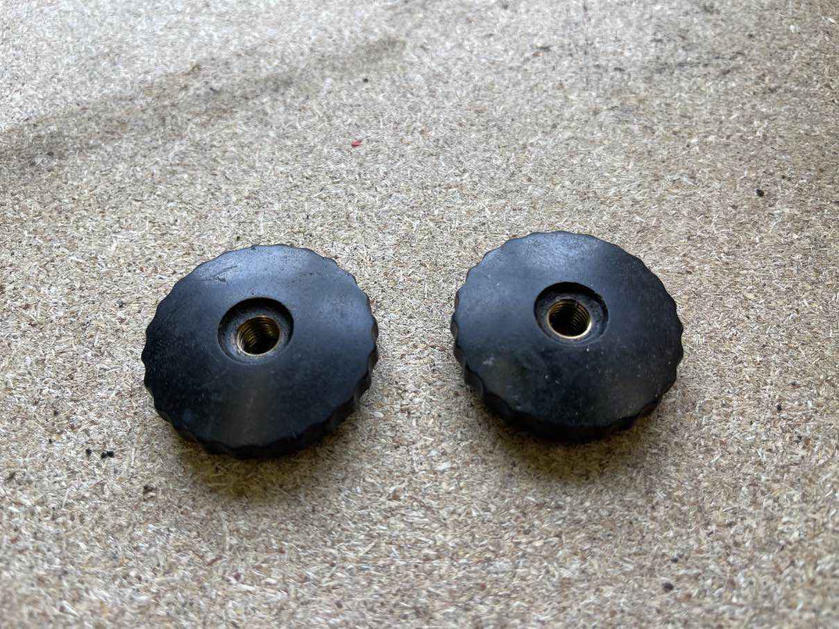 MG TD Ventildeckel Befestigungsmuttern (2 Stück) - Black Forest Oldtimers