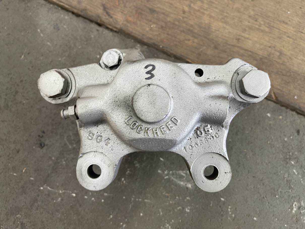 French Lockheed Calipers Oldtimer Lockheed Bremszange / Caliper #3 - Black Forest Oldtimers