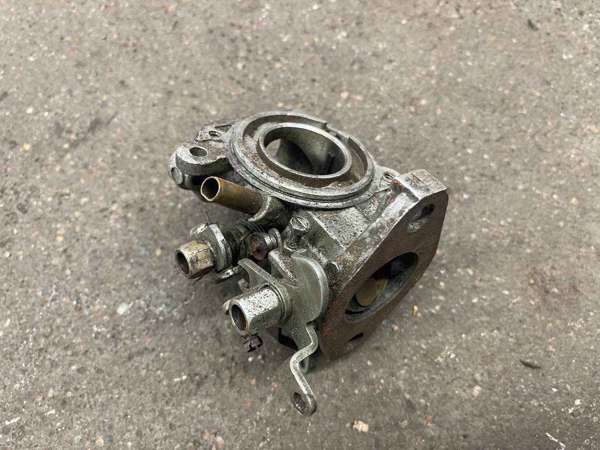 SU Oldtimer Vergaser Body HS2 (AUC870) - Black Forest Oldtimers