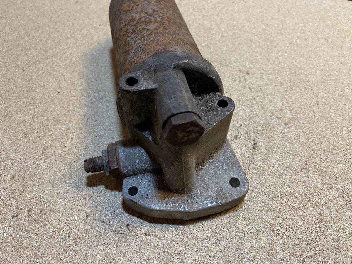 Triumph TR2 / TR3 / TR4 Ölfilter - Purolator "Full Flow" - Black Forest Oldtimers