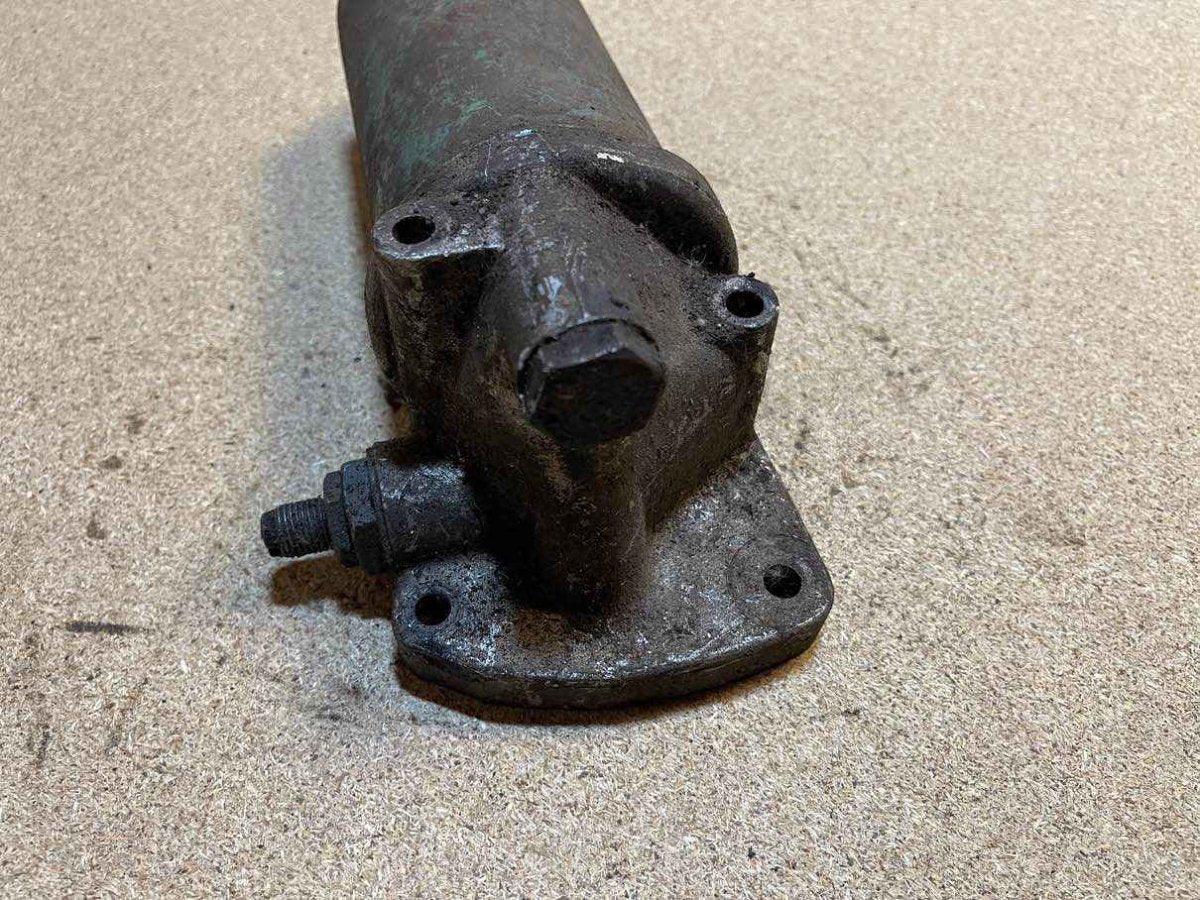 Triumph TR2 / TR3 / TR4 Ölfilter - Purolator "Full Flow" - Black Forest Oldtimers