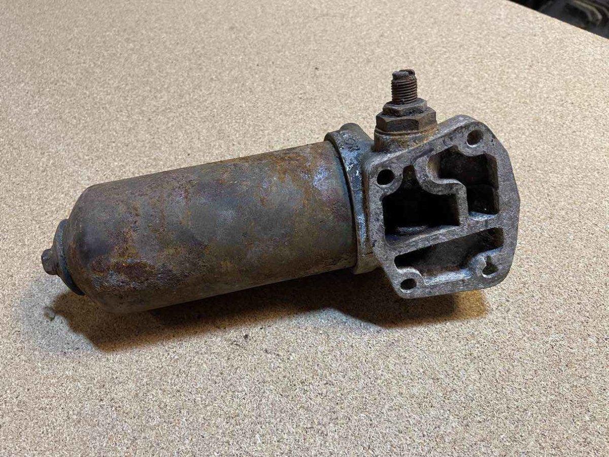 Triumph TR2 / TR3 / TR4 Ölfilter - Purolator "Full Flow" - Black Forest Oldtimers