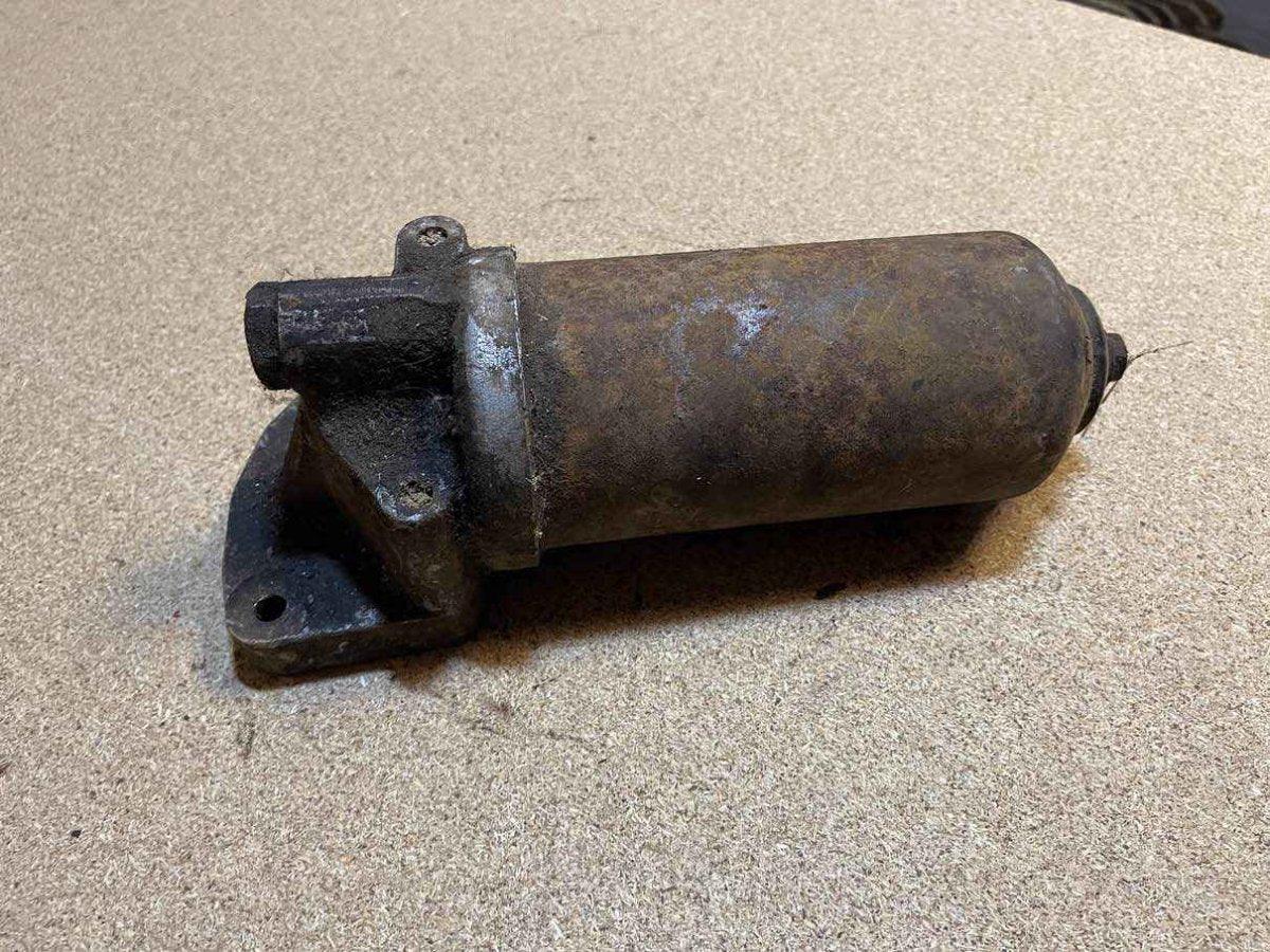 Triumph TR2 / TR3 / TR4 Ölfilter - Purolator "Full Flow" - Black Forest Oldtimers