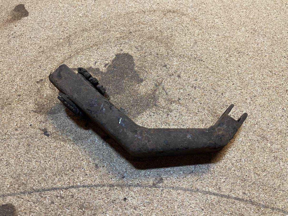 Triumph TR2 / TR3 / TR4 Querlenker - Black Forest Oldtimers