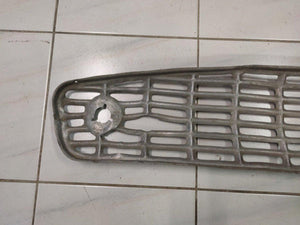 Triumph TR3 Frontgrill - Black Forest Oldtimers