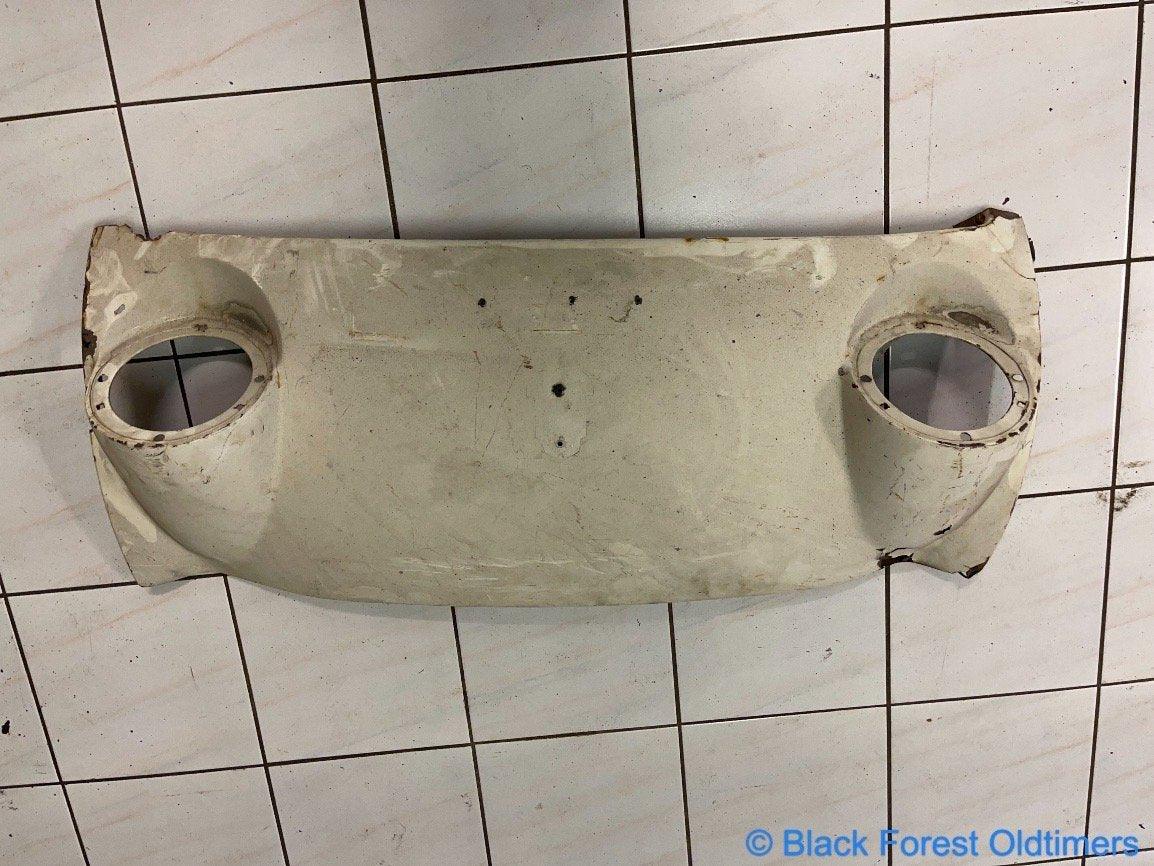 Triumph TR3 Frontmaske Teilstück - Black Forest Oldtimers