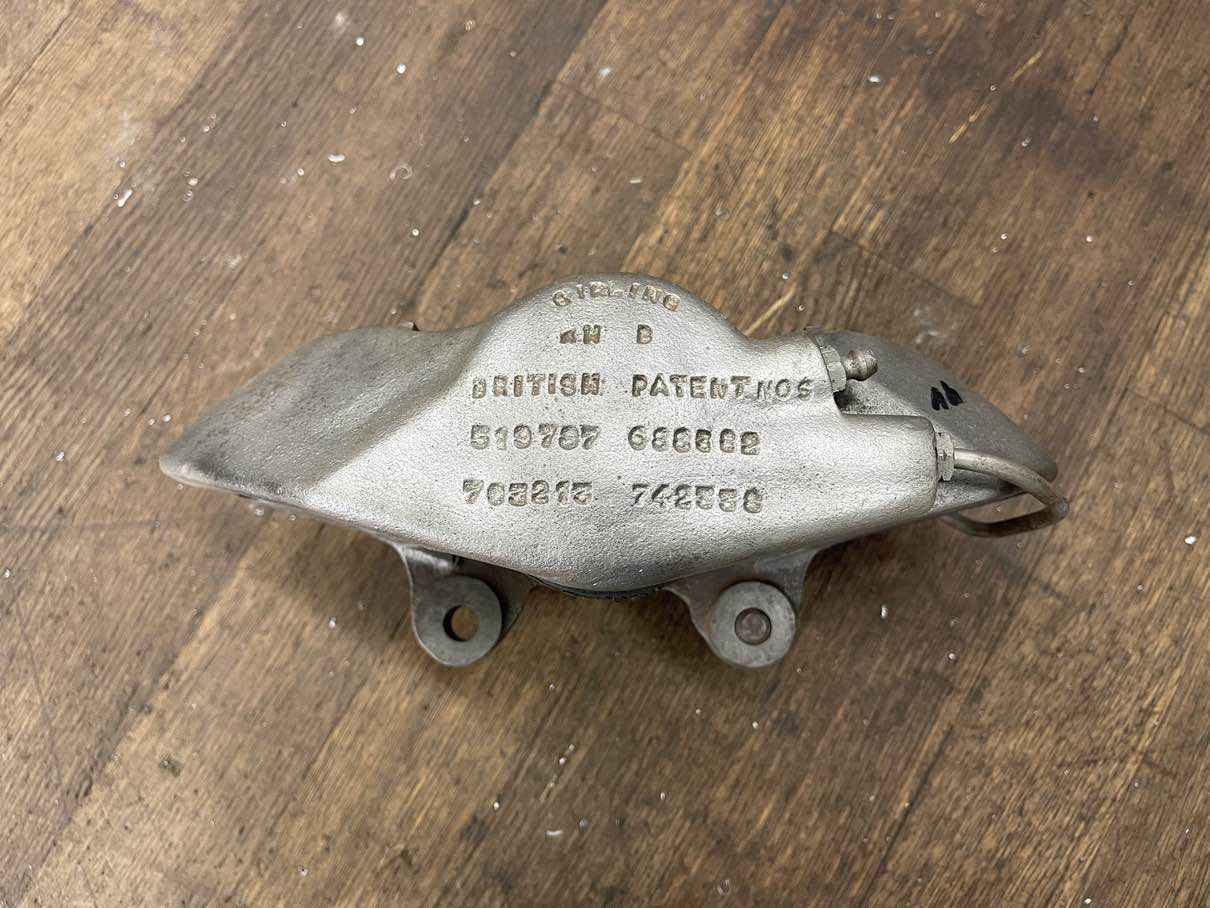 Triumph TR3 Oldtimer Girling Bremszange / Caliper #14 - Black Forest Oldtimers