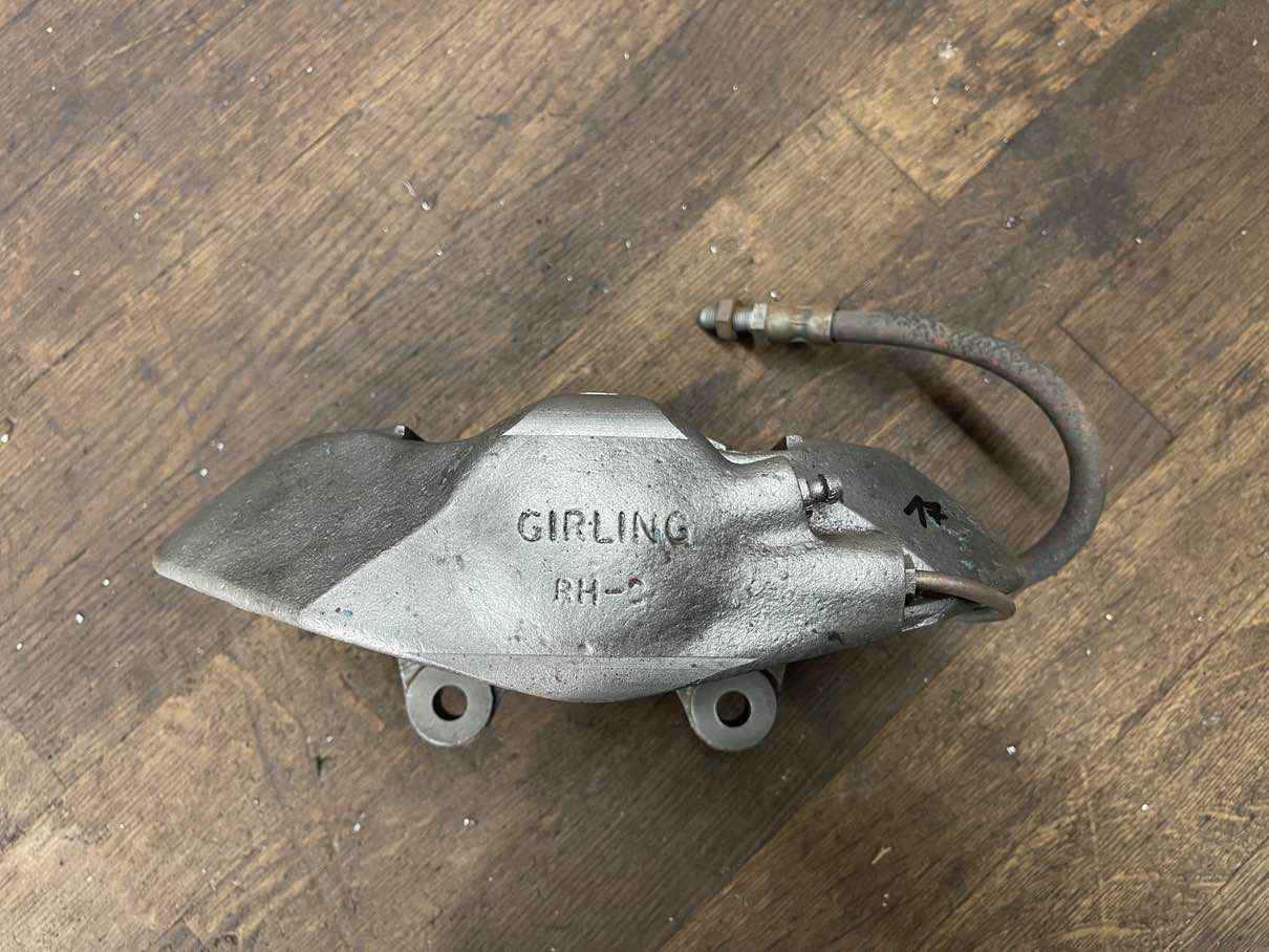 Triumph TR3 Oldtimer Girling Bremszange / Caliper #17 - Black Forest Oldtimers