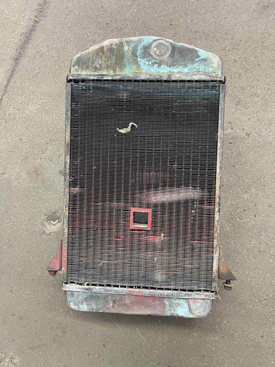 Triumph TR3 Oldtimer Kühler - Black Forest Oldtimers