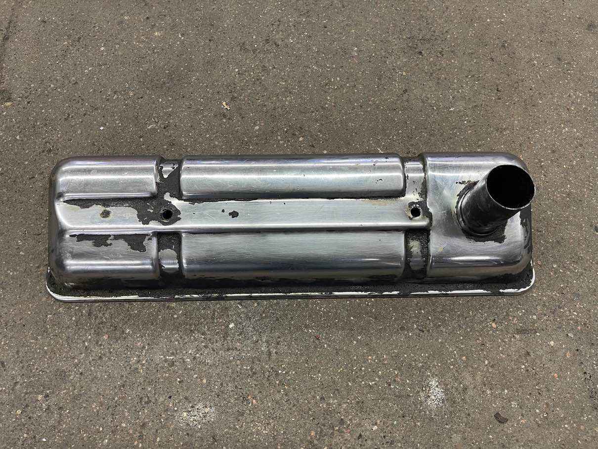 Tr3 shop valve cover