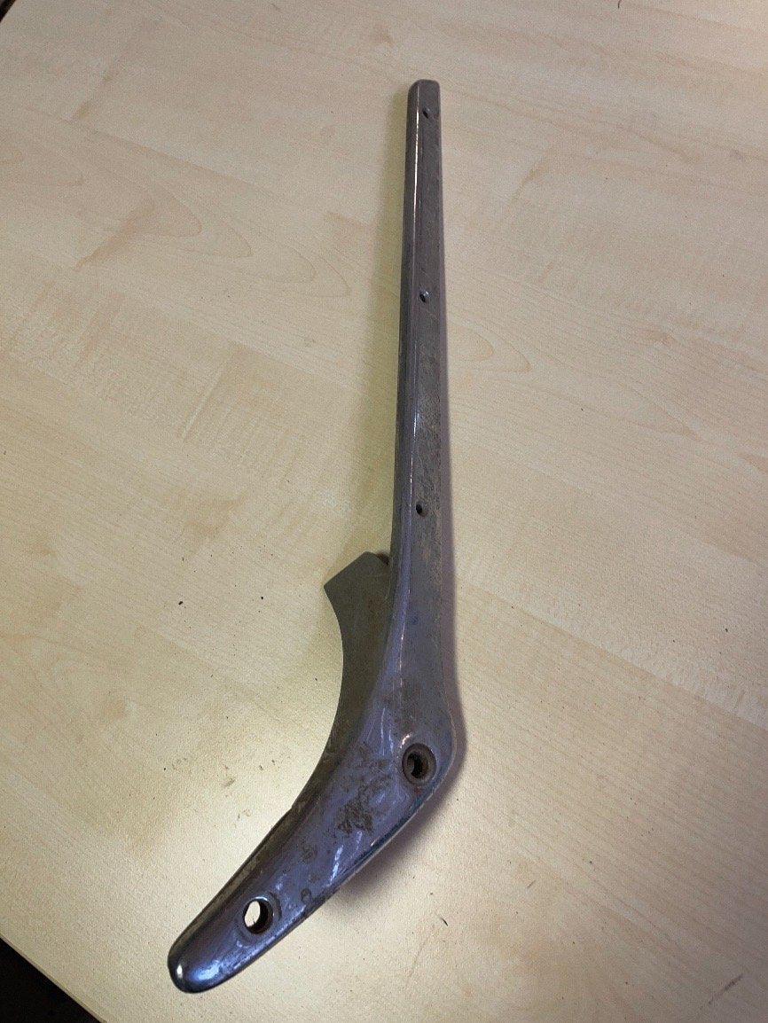 Triumph TR3 Windlaufsäule (links) - Black Forest Oldtimers